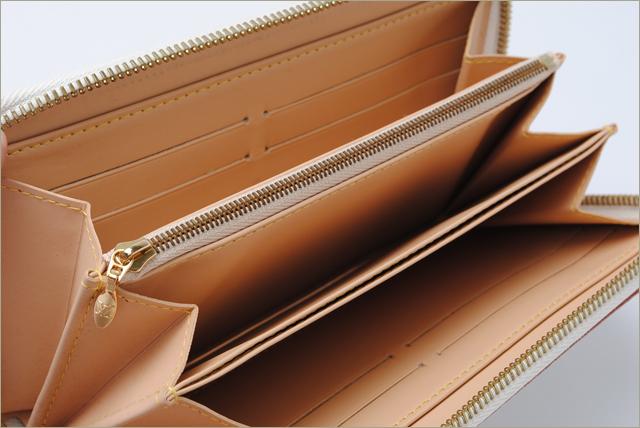 LOUIS VUITTON ルイヴィトン　ヴェルニモノグラム　マルチカラー　長財布（ジッピー・ウォレット）　ブロン　 M60049