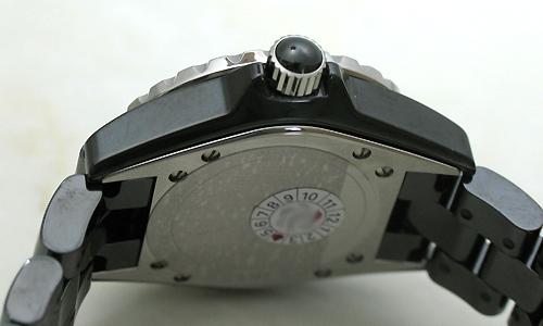 シャネル  Ｊ１２ ３３ H2130