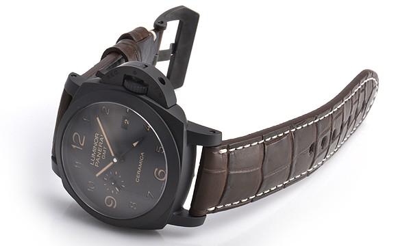 パネライ ルミノール1950 ３デイズ ＧＭＴ オートマチック チェラミカ PAM00441