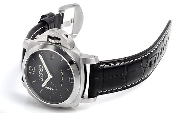 パネライ ルミノール1950 マリーナ３デイズ オートマチック４２mm PAM00392