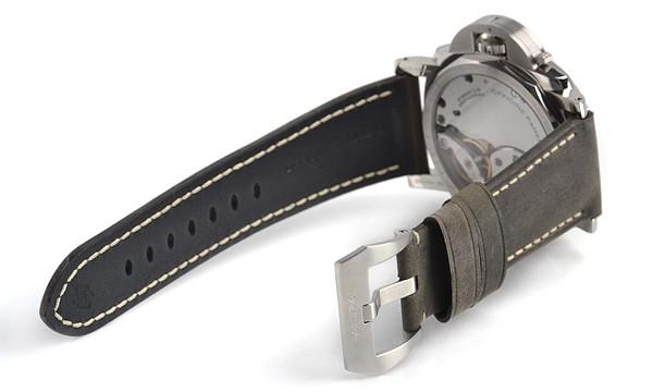 パネライ ルミノールパワーリザーブ1950 ３デイズ ４７ｍｍ PAM00423