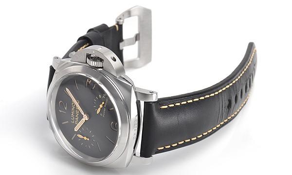 パネライ ルミノールパワーリザーブ1950 ３デイズ ４７ｍｍ PAM00423