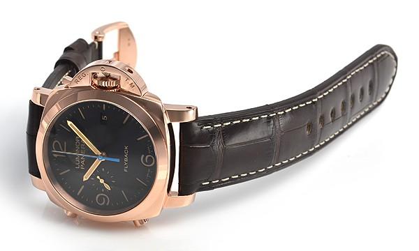 パネライ ルミノール1950 ３デイズ クロノフライバック オートマチック 44ｍｍ PAM00525