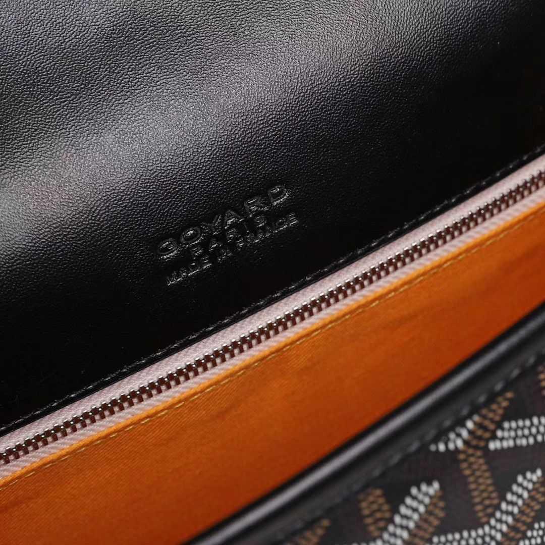 GOYARD  ゴヤール ベルヴェデール ユニセックス ショルダーバッグ ブラック/ブラウン×シルバー金具 G2020885