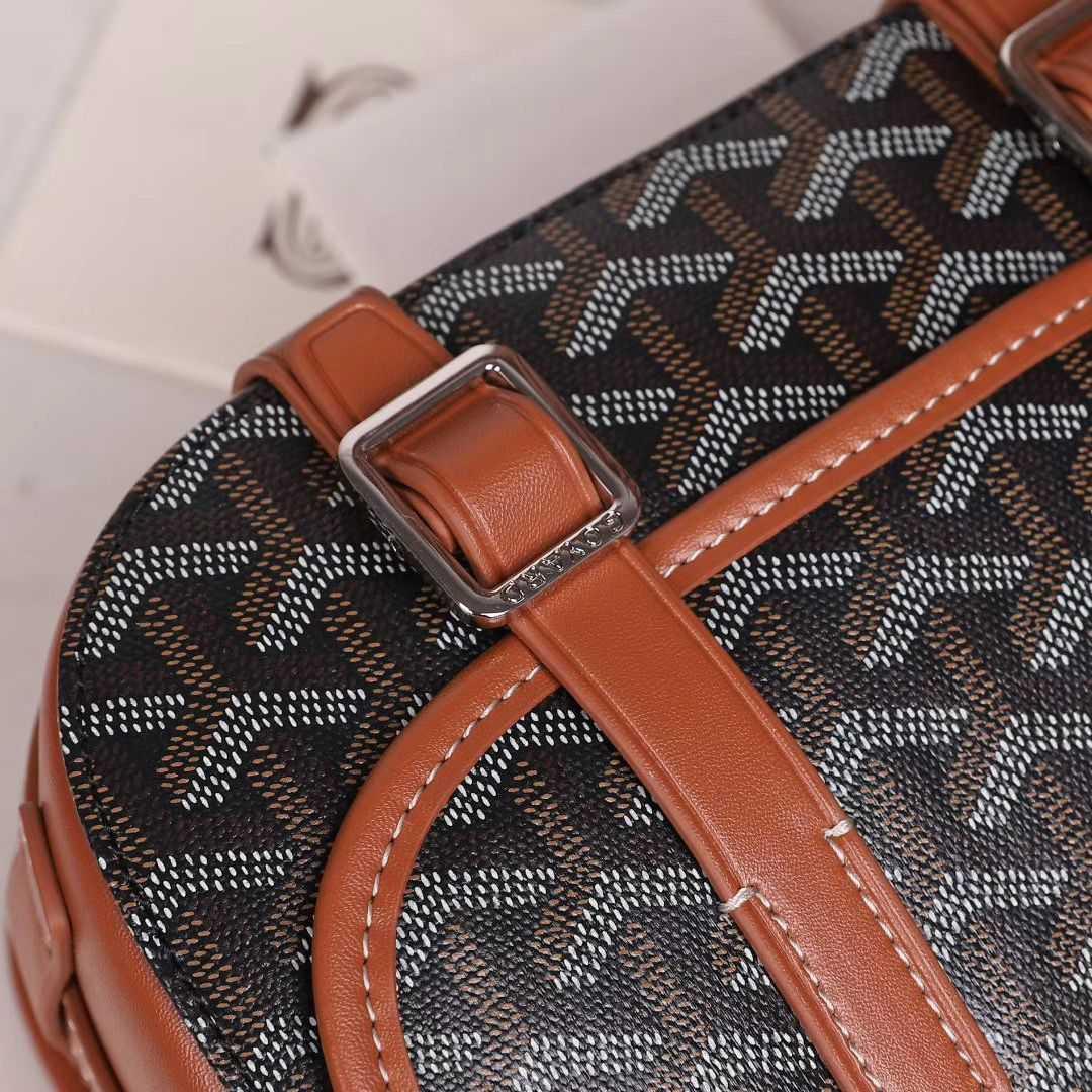 GOYARD  ゴヤール ベルヴェデール ユニセックス ショルダーバッグ ブラック/ブラウン×シルバー金具 G2020889