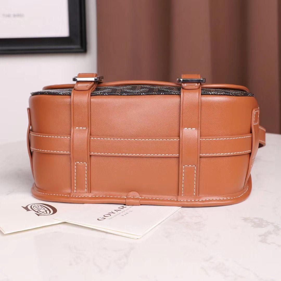 GOYARD  ゴヤール ベルヴェデール ユニセックス ショルダーバッグ ブラック/ブラウン×シルバー金具 G2020889