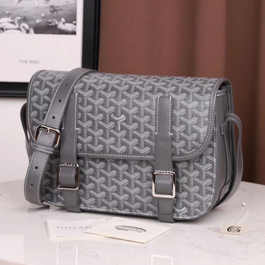 GOYARD  ゴヤール ベルヴェデール ユニセックス ショルダーバッグ グレー×シルバー金具 G2020698