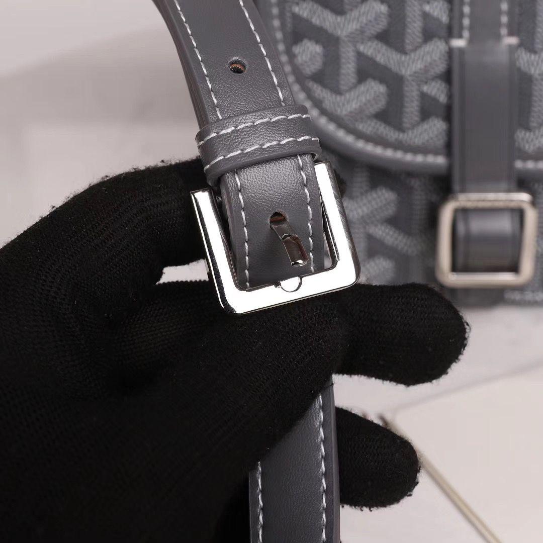 GOYARD  ゴヤール ベルヴェデール ユニセックス ショルダーバッグ グレー×シルバー金具G2020697
