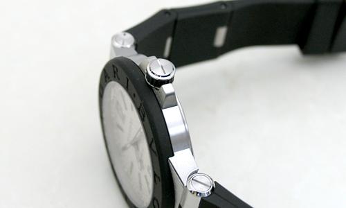 人気の時計ブルガリ ディアゴノ ラバー DG40C6SVD