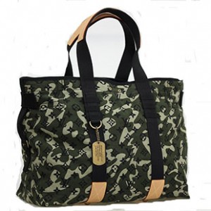 ルイヴィトン トートバッグ モノグラモフラージュ トレイ M95783 LOUIS VUITTON ヴィトン バッグ