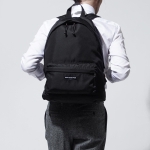 バレンシアガ BALENCIAGA バックパック ブラック メンズ リュック バッグ アクティブ アウトドア 街バッグ おしゃれ 黒 ロゴ 459744 9d025 1000