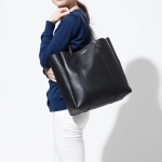 バレンシアガ BALENCIAGA トートバッグ ブラック レディース ポーチ レザー 本革 ブラック 黒 475199 d6w2n 1000