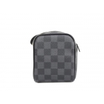 LOUIS VUITTON ルイ ヴィトン ダミエグラフィット トワレ ポーチ トラベルポーチ セカンドバッグ クラッチバッグ N47625