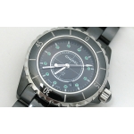 シャネル  Ｊ１２ ３３ H2130