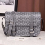 GOYARD  ゴヤール ベルヴェデール ユニセックス ショルダーバッグ グレー×シルバー金具 G2020698