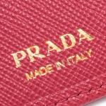 プラダ PRADA 二つ折り財布 サフィアーノ トライアングル SAFFIANO TRIANG 三角ロゴプレート ペオニアピンク 1ML225 QHH F0505 レディース