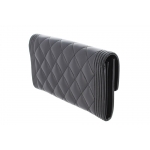 シャネル CHANEL ボーイシャネル ラムスキン 黒 ブラック ゴールド金具 A80286 財布