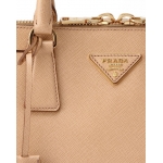 プラダ PRADA SAFFIANO LUX ハンドバッグ NOISETTE BL0812 NZV F0L7A