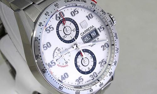 タグ・ホイヤー カレラタキメーター クロノデイデイト CV2A11.BA0796
