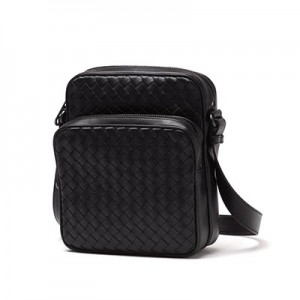 ボッテガヴェネタ BOTTEGA VENETA ショルダーバッグ VN NERO ブラック系 407649 v4651 1000 メンズ