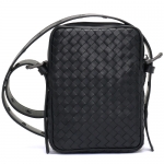 ボッテガヴェネタ BOTTEGA VENETA ショルダーバッグ イントレチャート ブラック 163313 V4651 1000 メンズ レディース