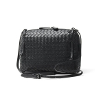 ボッテガヴェネタ レザーショルダーバッグ ネロ  245354 v0016 8175 レディース
