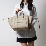 セリーヌ ハンドバッグLUGGAGE PHANTOMラゲージ ファントム LEATHER Beige 16995 3mcc 02bg レディース