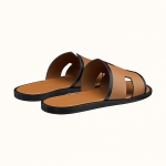 エルメス HERMES クラシックで飽きのこないイズミールサンダル H201439ZH96523