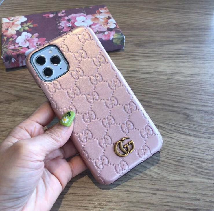 グッチ GUCCI 携帯ケース iPhone11、iphone12ケース 625710 K5I0S 9634