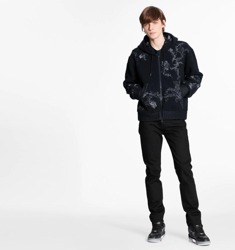LOUIS VUITTON エンブロイダリーLVフラワージップスルーフーディ 1A8A74