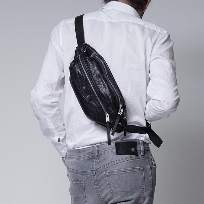 バレンシアガ BALENCIAGA ボディバッグ ブラック メンズ プレゼント ギフト ウォレット 341628 d9h04 1000