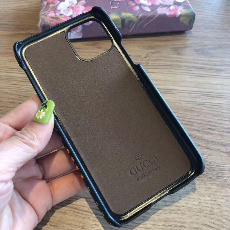 グッチ GUCCI 携帯ケース iPhone11、iphone12ケース 625710 K5I0S 9633