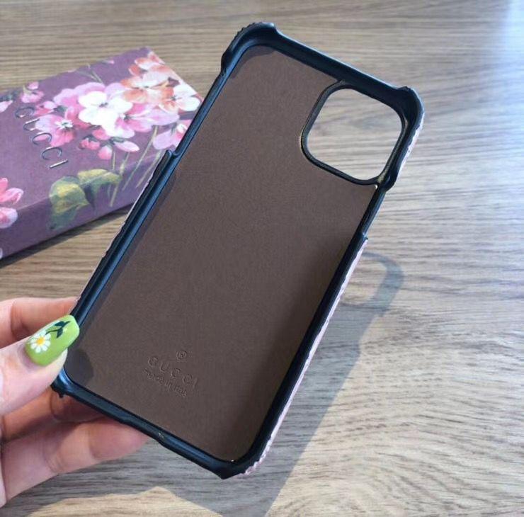 グッチ GUCCI 携帯ケース iPhone11、iphone12ケース 625710 K5I0S 9634