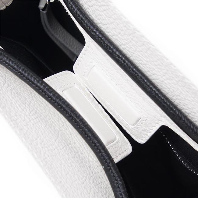 バレンシアガ BALENCIAGA トートバッグ 2WAY ホワイト レディース ギフト プレゼント レザー 本革 SHOPPING TOTE ショッピング トート 528655 0ai1n 9060 ​