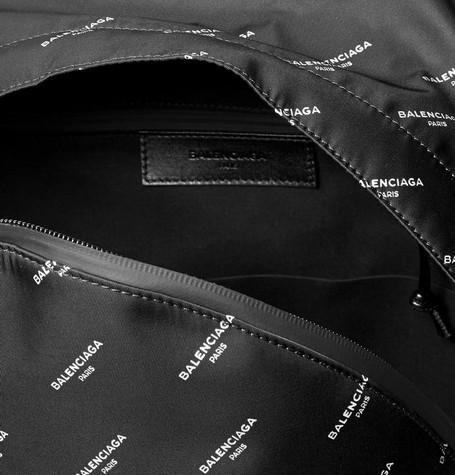 バレンシアガ Balenciaga グラフィティ アリーナ バックパック 5032210FE351080