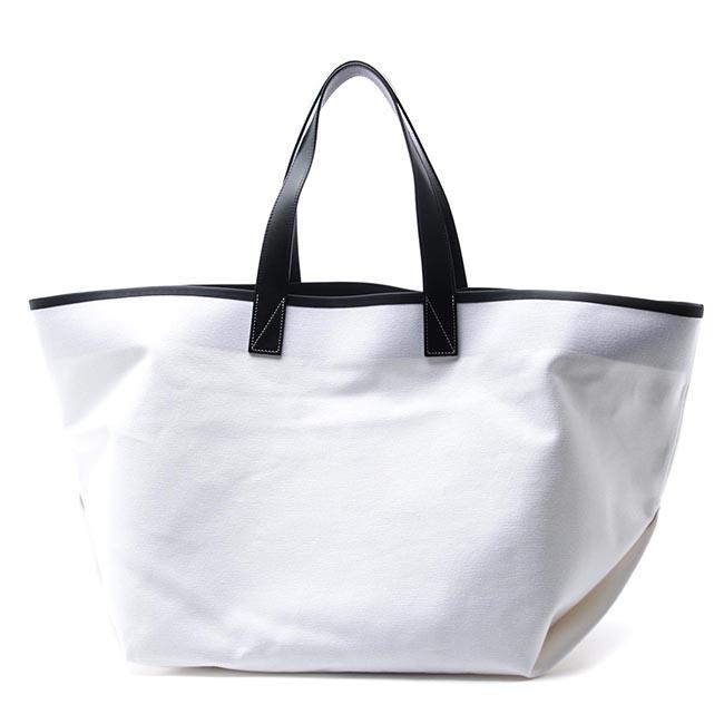 セリーヌ CELINE トートバッグ ホワイト レディース ギフト プレゼント 大容量 ビッグ 通勤 18635 2b3d 01wb メイド・イン ミディアム