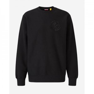 MONCLER モンクレール クルーネックスウェット胸にロゴ入り 8000250A6632999