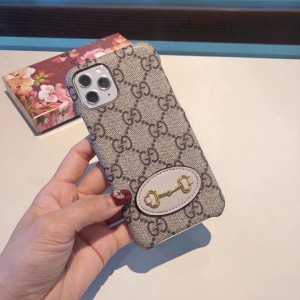 グッチ GUCCI 携帯ケース iPhone11、iphone12ケース 625710 K5I0S 9622