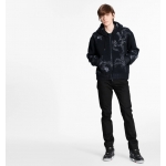 LOUIS VUITTON エンブロイダリーLVフラワージップスルーフーディ 1A8A74
