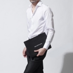 バレンシアガBALENCIAGA クラッチバッグ ブラック メンズ クラッチ レザー バッグ モノグラム ロゴ 485110 dlq5n 1060