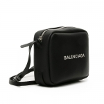 バレンシアガ BALENCIAGA ショルダーバッグ EVERYDAY CAMERA BAG S エブリデイカメラバッグS NOIR ブラック 489812 D6W2N 1000 