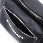 バレンシアガBALENCIAGA ベルトバッグ ブラック レディース ギフト プレゼント レザー 本革 ウエストポーチ EVERYDAY エブリデイ 529765 dlq4n 1000 ​