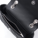 バレンシアガ BALENCIAGA ショルダーバッグ ブラック レディース ギフト プレゼント レザー 本革  BB ROUND S 501681 0hian 1000