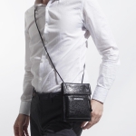 バレンシアガBALENCIAGA ボディバッグ ブラック メンズ バッグ モード トレンド EXPLORER POUCH エクスプローラー ポーチ 532298 db505 1000 ​