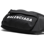 バレンシアガ BALENCIAGA ボディバッグ/ベルトバッグ ウィールベルトパックブラック&ネイビーブルー メンズ レディース 533009 HPG1X 1090 