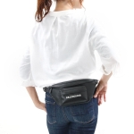 バレンシアガ BALENCIAGA ボディバッグ/ベルトバッグ エブリディ ベルトパック ブラック&ブランホワイト  メンズ レディース 579617 DLQQN 1000​