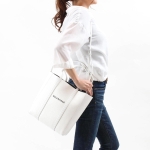 バレンシアガ BALENCIAGA トートバッグ/ショルダーバッグ エブリディ ブランホワイト レディース 551810 D6W2N 9060 ​