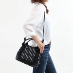 バレンシアガ BALENCIAGA トートバッグ/ショルダーバッグ ネイビーカバスストライプ ロゴ XS ブラック&ブランホワイト 390346 KMZAN 1000  レディース