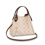 LOUIS VUITTON（ルイ・ヴィトン）　M51950　モノグラム・マヒナ　ヒナPM　クレーム　ハンドバッグ　ショルダーバッグ　レディース