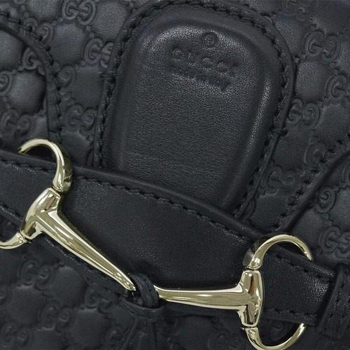 グッチ バッグ　GUCCI　ショルダーバッグ　ポシェット　斜め掛け　チェーンストラップ　マイクログッチッシマ　ブラック　アウトレット 449636-1000​